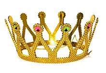 Корона золотая с самоцветами, пластик,  размер 40 см