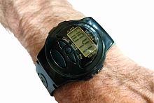 Часы наручные говорящие, черный ремешок