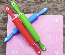 Скалка кулинарная ROLLING PIN силиконовая, пластиковые ручки 45.5х5.5 см